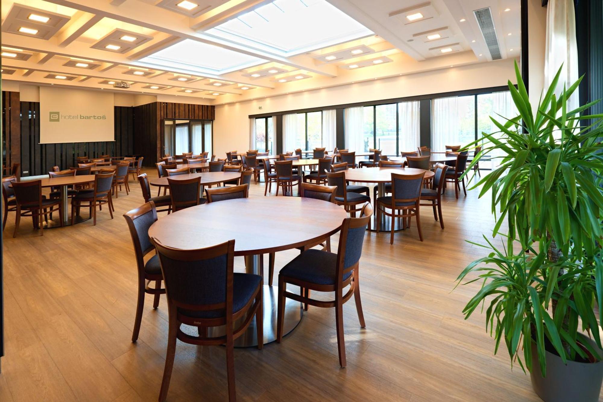Hotel Bartos Frenštát pod Radhoštěm Dış mekan fotoğraf